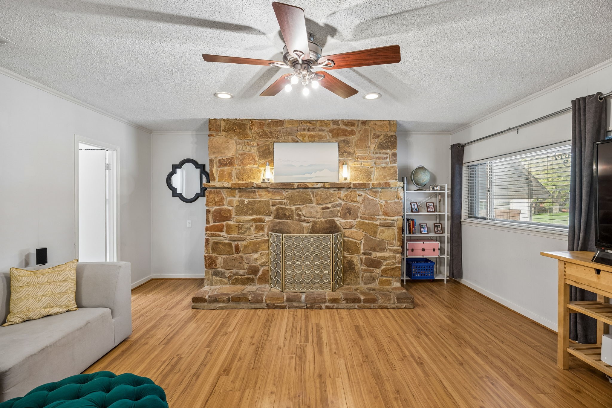 8811 Rolling Rock Lane Dallas TX 75238