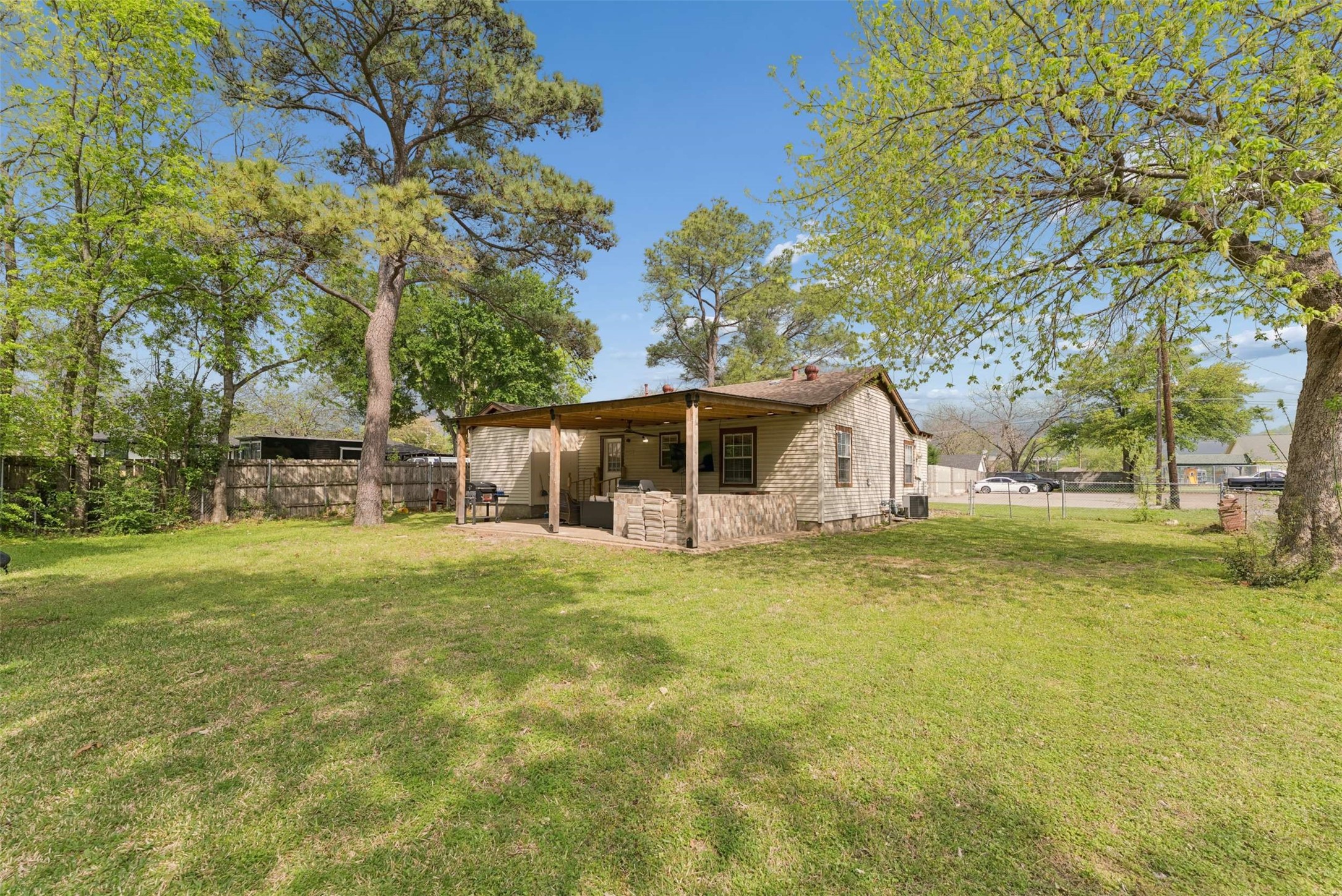 120 Norwood Street Mesquite TX 75149