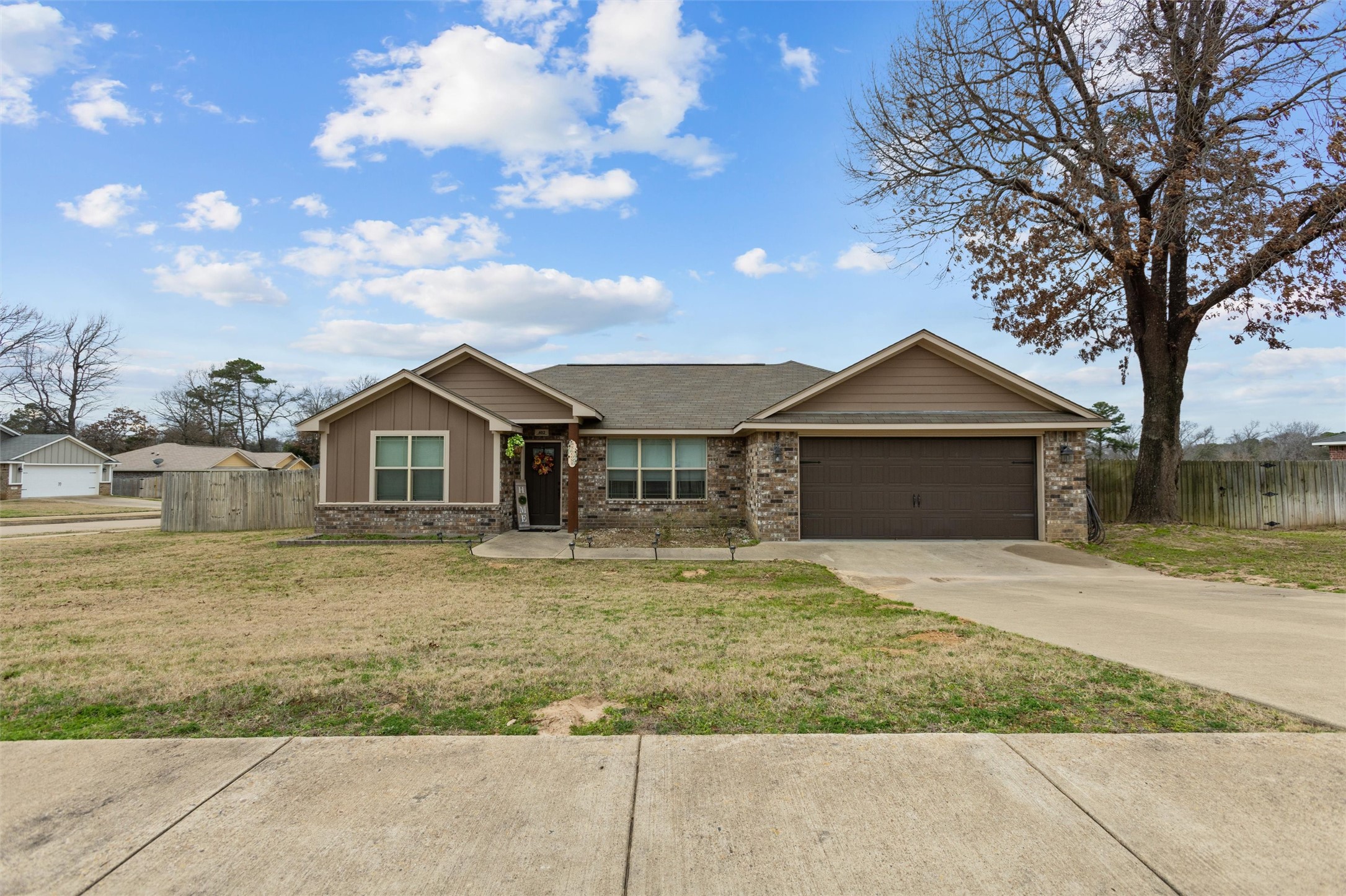 402 Mission Crest Circle Lindale TX 75771