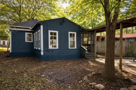 727 W Day Street Denison TX 75020