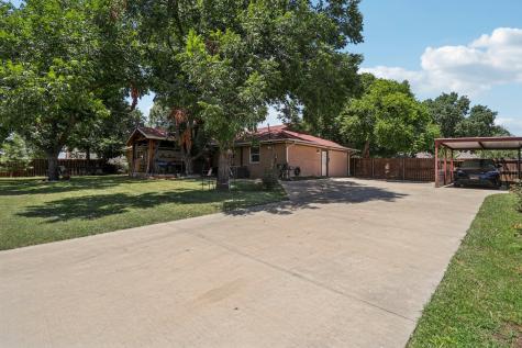 1213 W Tarrant Road Grand Prairie TX 75050