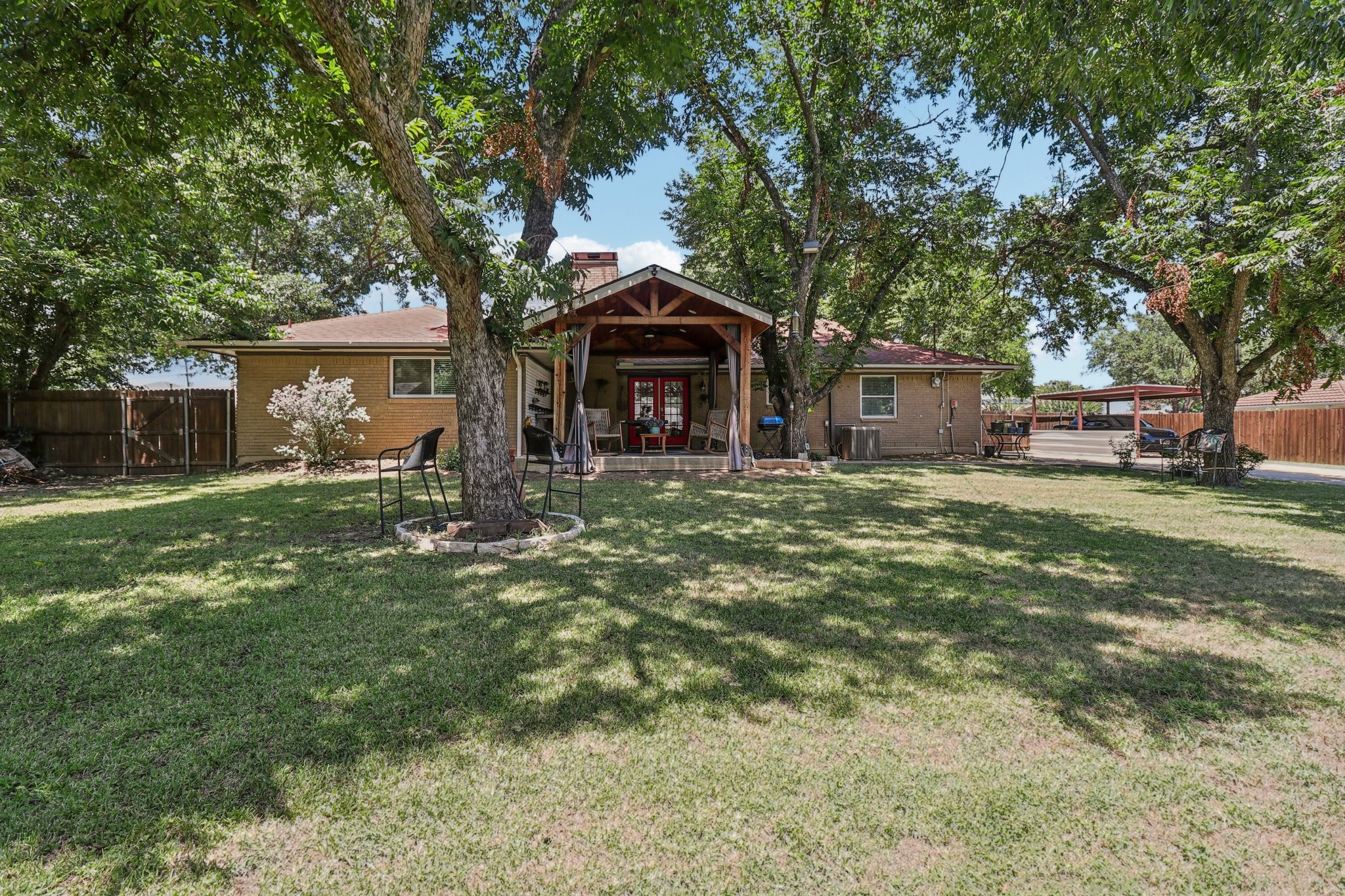 1213 W Tarrant Road Grand Prairie TX 75050