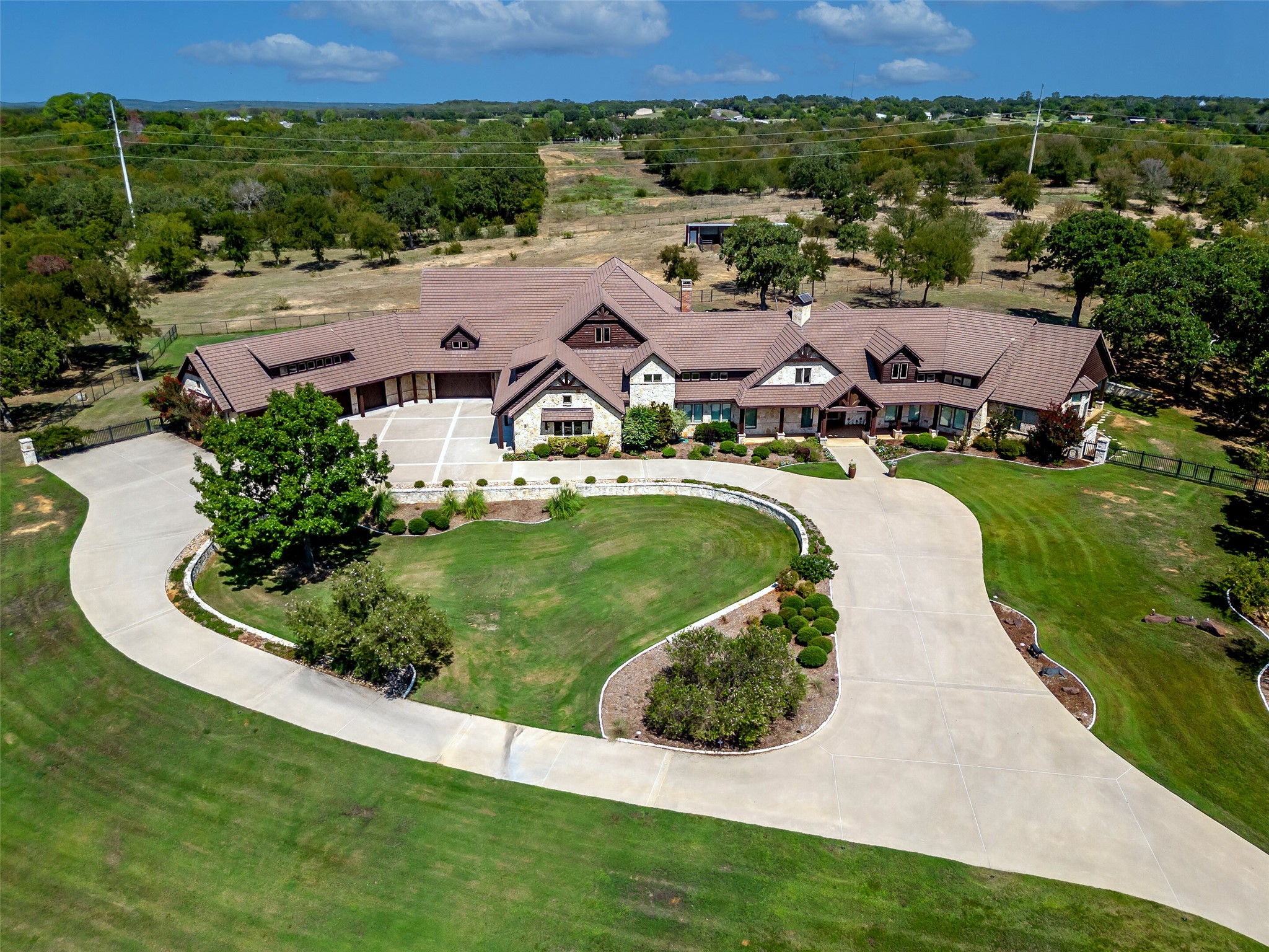1950 W Sherman Drive Aubrey TX 76227