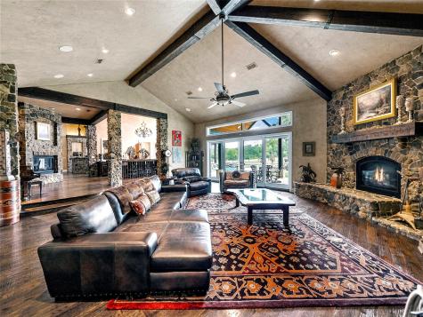 1950 W Sherman Drive Aubrey TX 76227