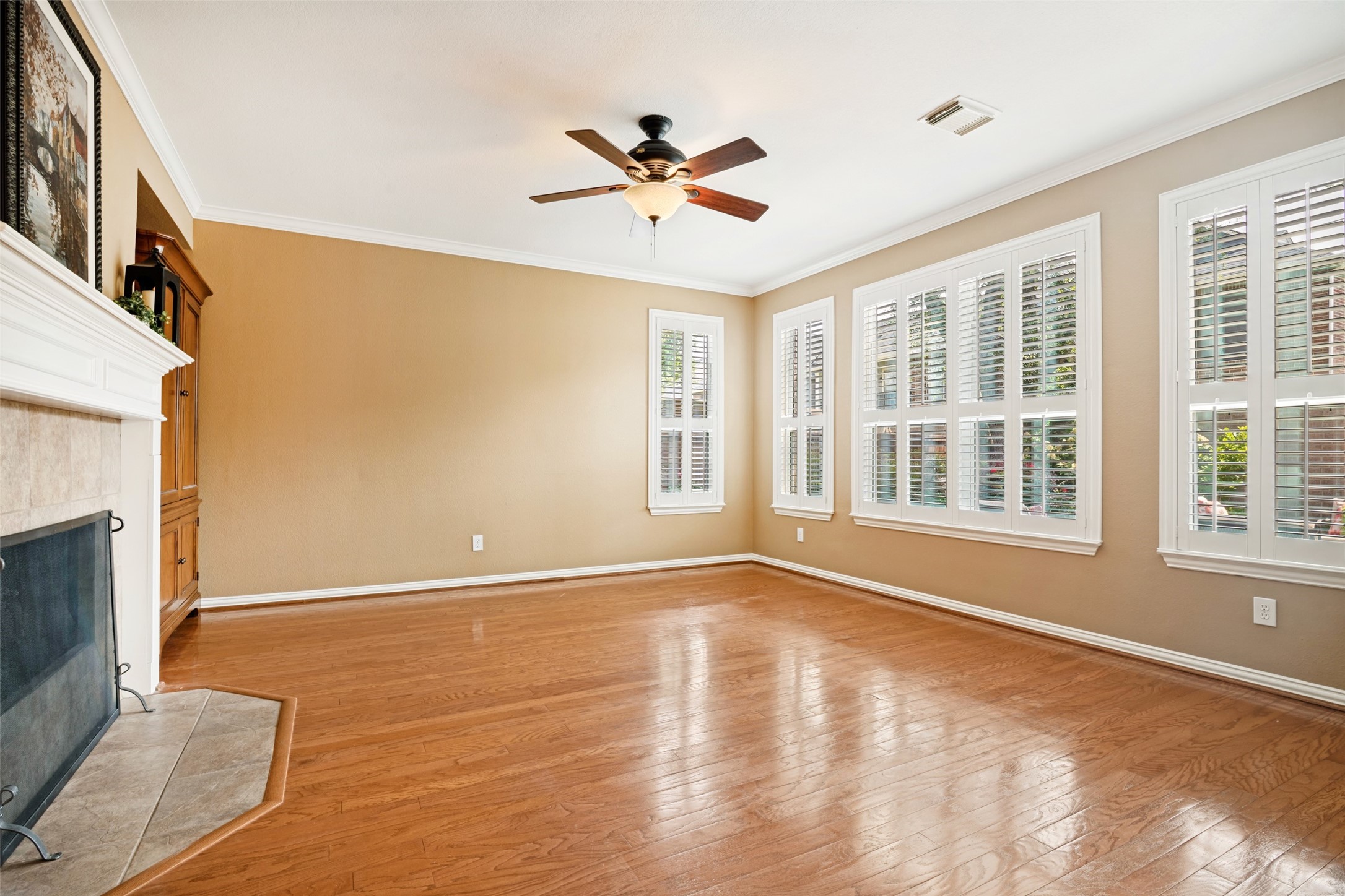 18648 Gibbons Drive Dallas TX 75287