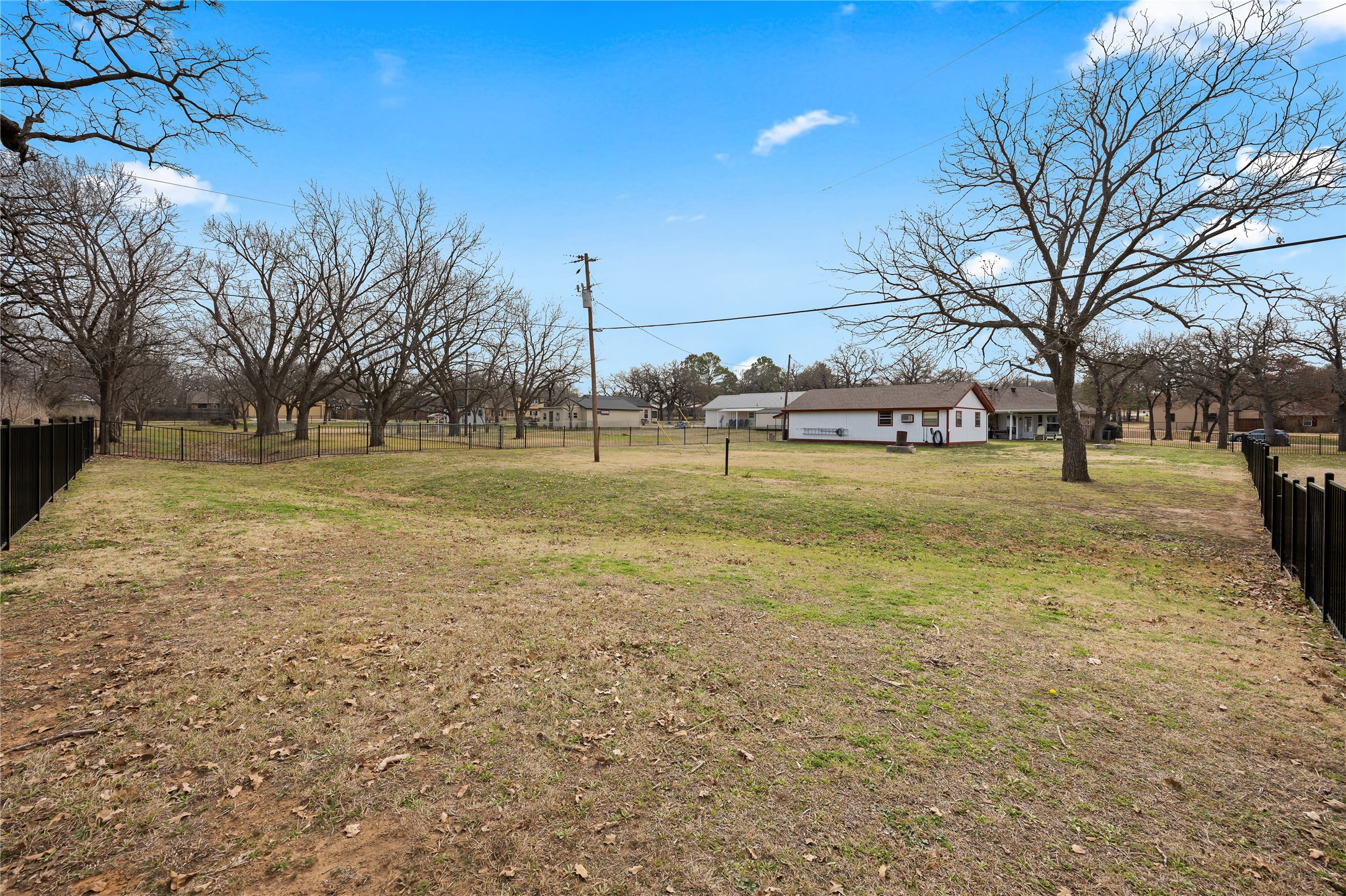 7005 County Road 527 Burleson TX 76028