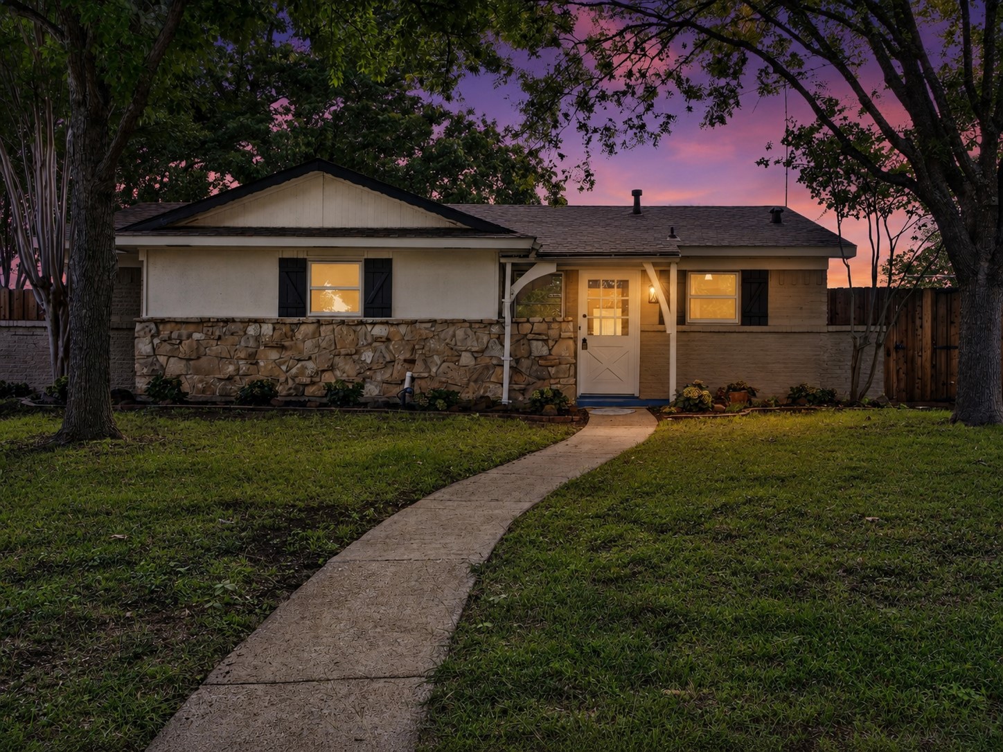 1621 Debbie Drive Plano TX 75074