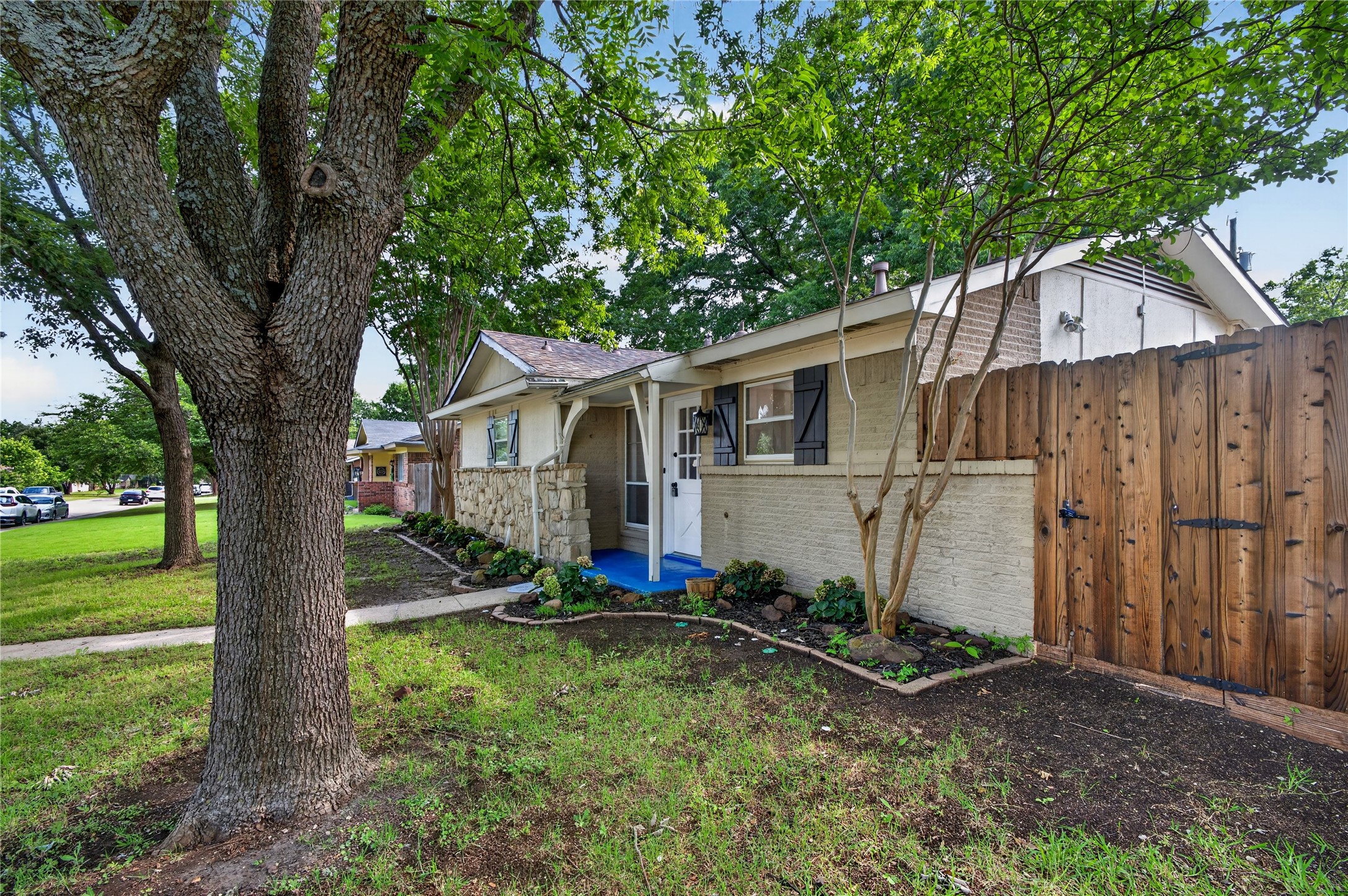 1621 Debbie Drive Plano TX 75074