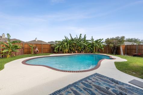 6106 Westlake Court Garland TX 75043