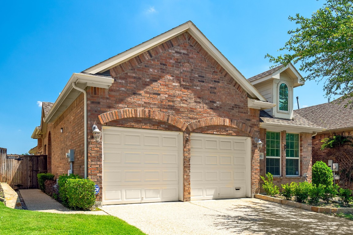 9061 Cottonwood Village Drive Fort Worth TX 76120