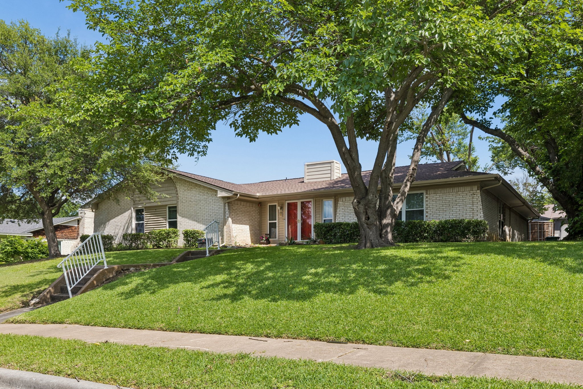 1310 Briar Hollow Lane Garland TX 75043
