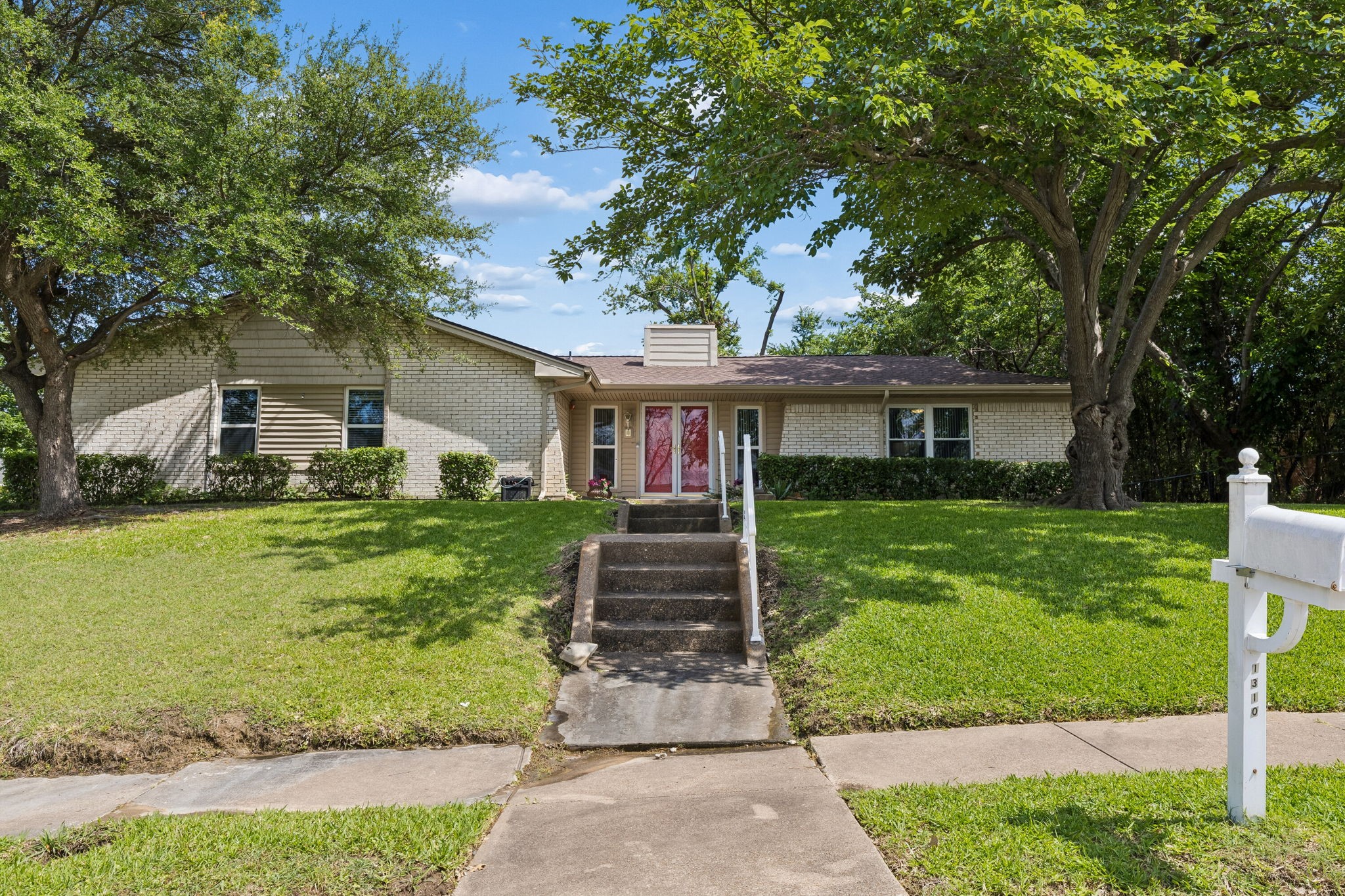 1310 Briar Hollow Lane Garland TX 75043