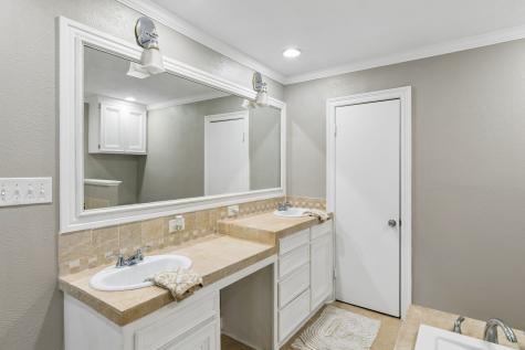 1310 Briar Hollow Lane Garland TX 75043