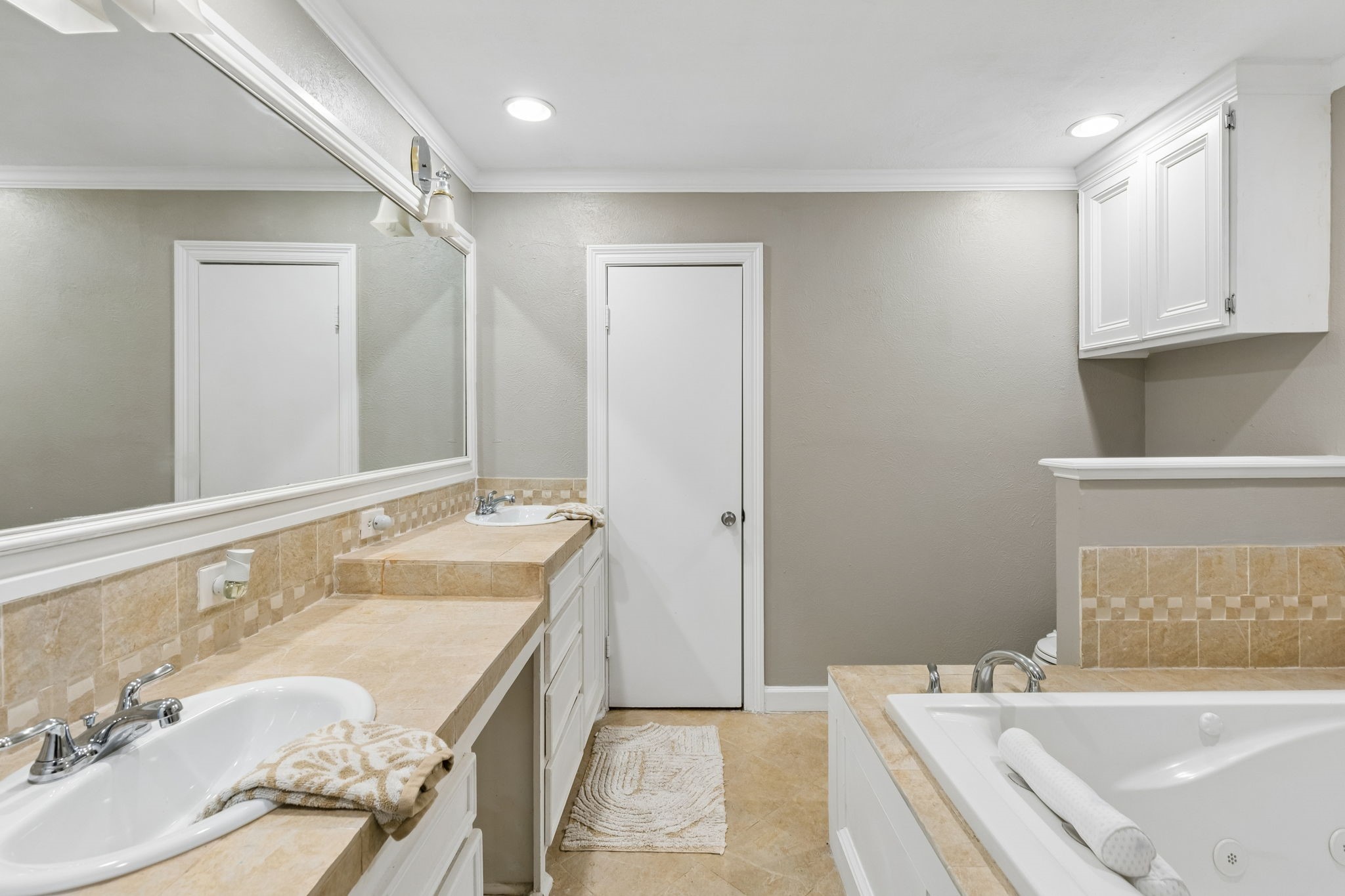 1310 Briar Hollow Lane Garland TX 75043