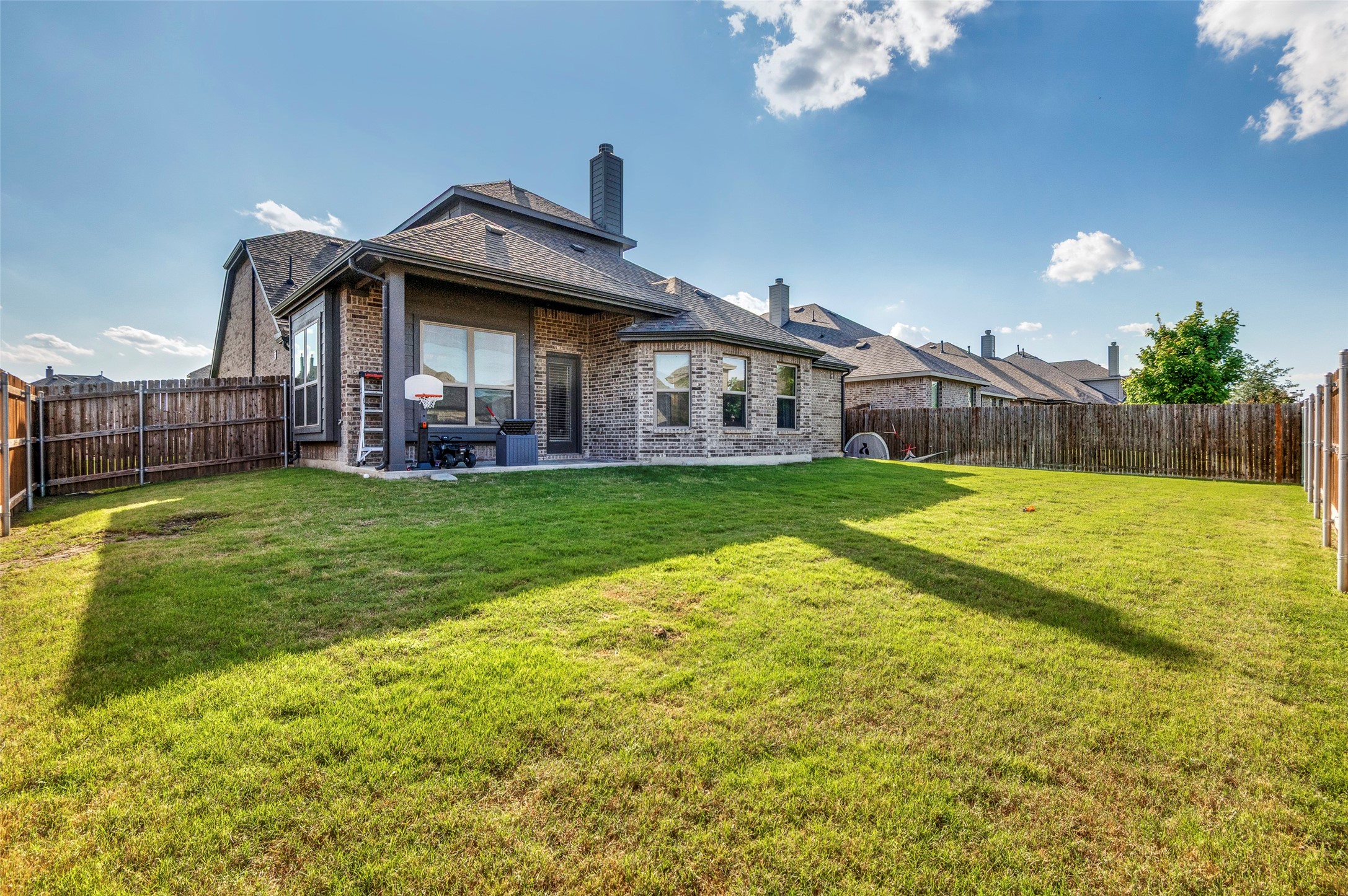1705 Sluice Drive Mansfield TX 76063