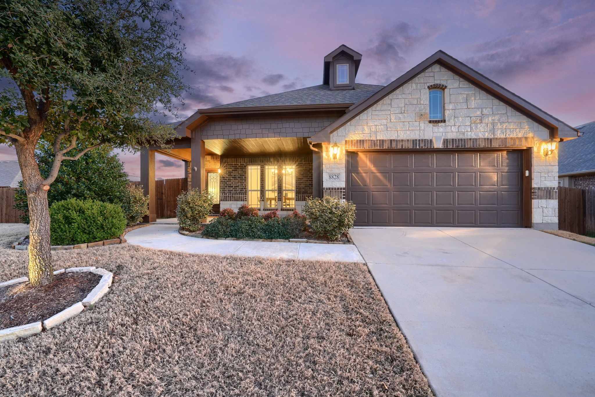 8828 Cassidy Lane Aubrey TX 76227
