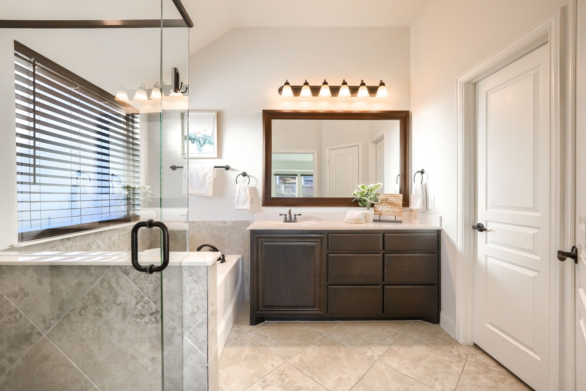 8828 Cassidy Lane Aubrey TX 76227
