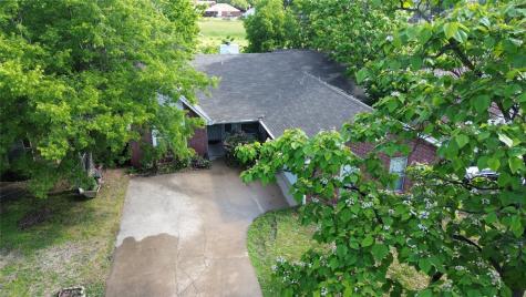2521 Mcdearmon Street Sachse TX 75048
