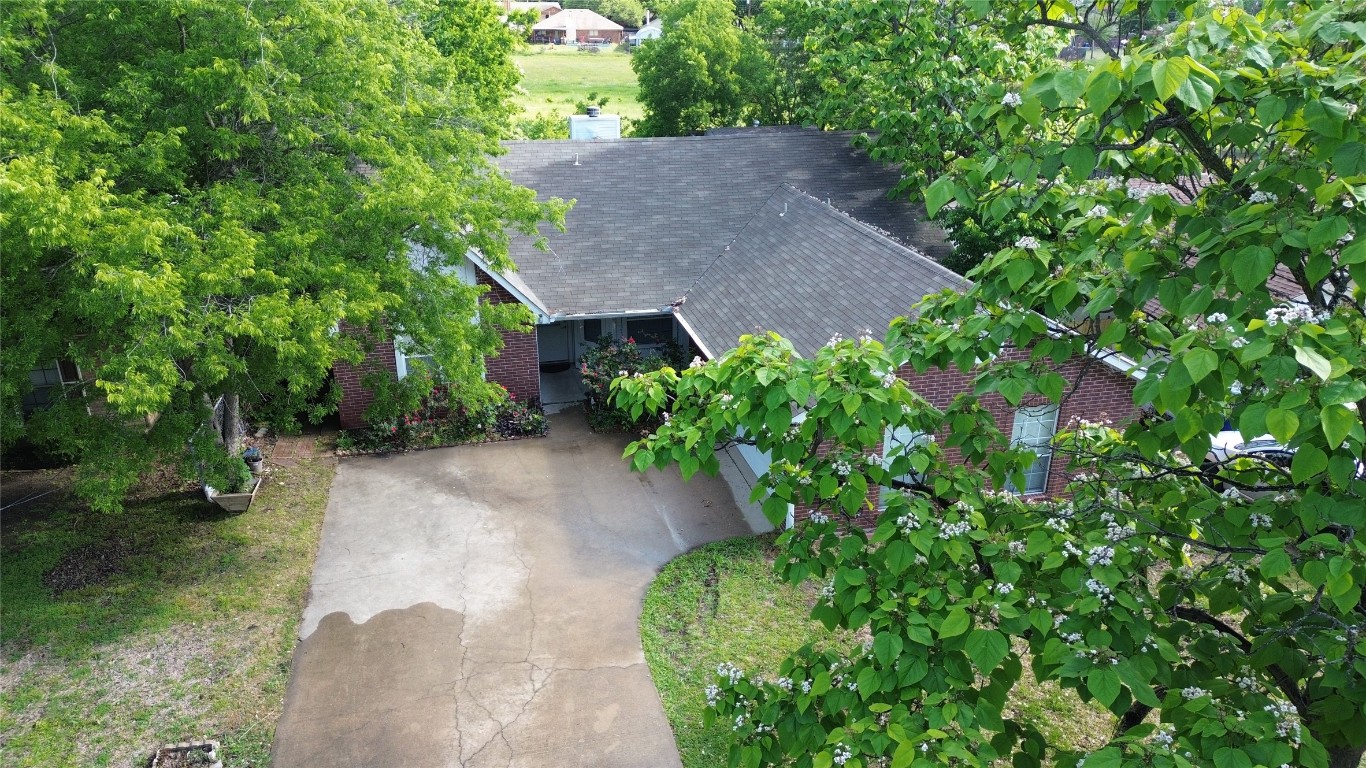2521 Mcdearmon Street Sachse TX 75048