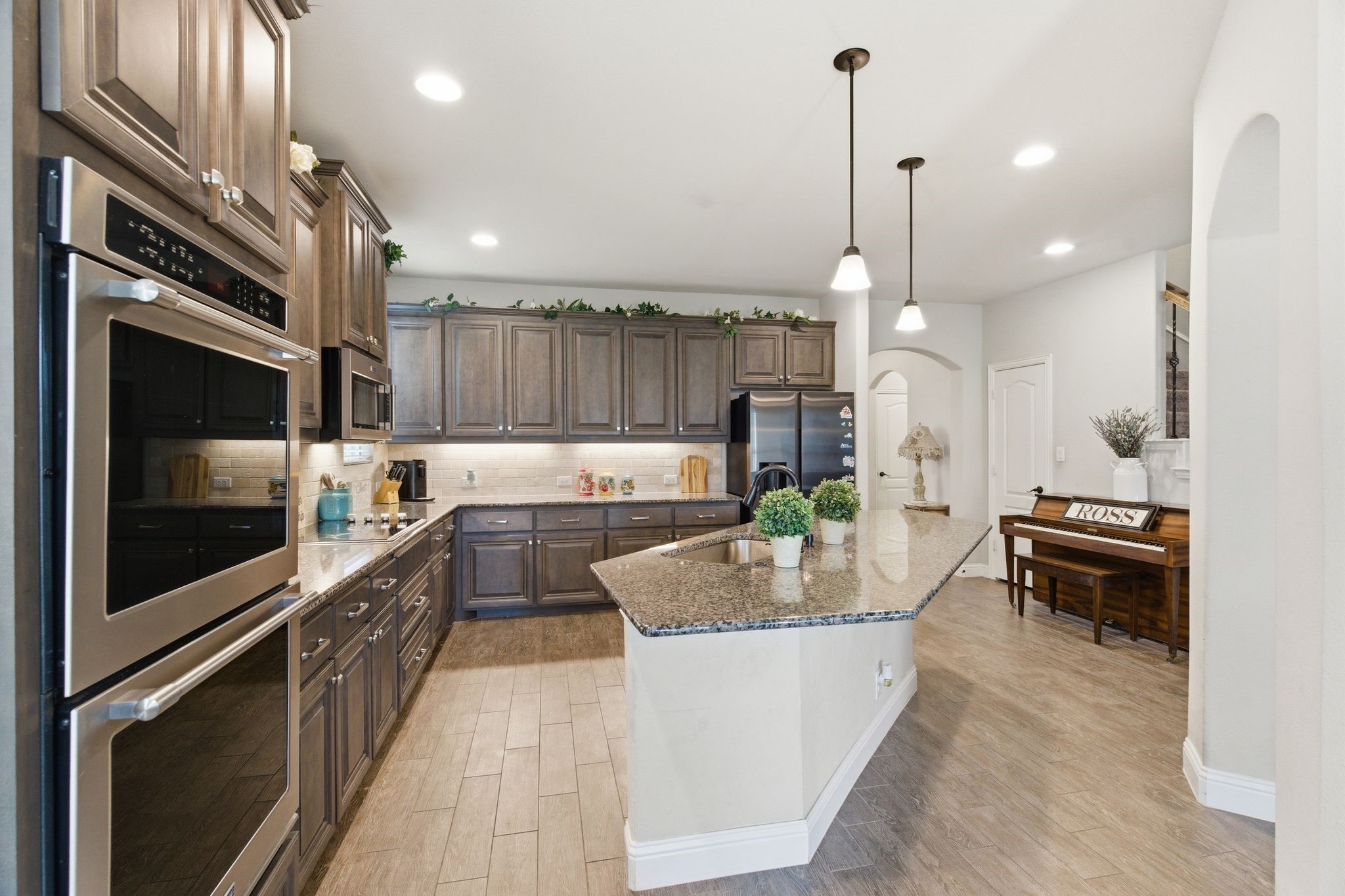11733 Wax Myrtle Trail Fort Worth TX 76108