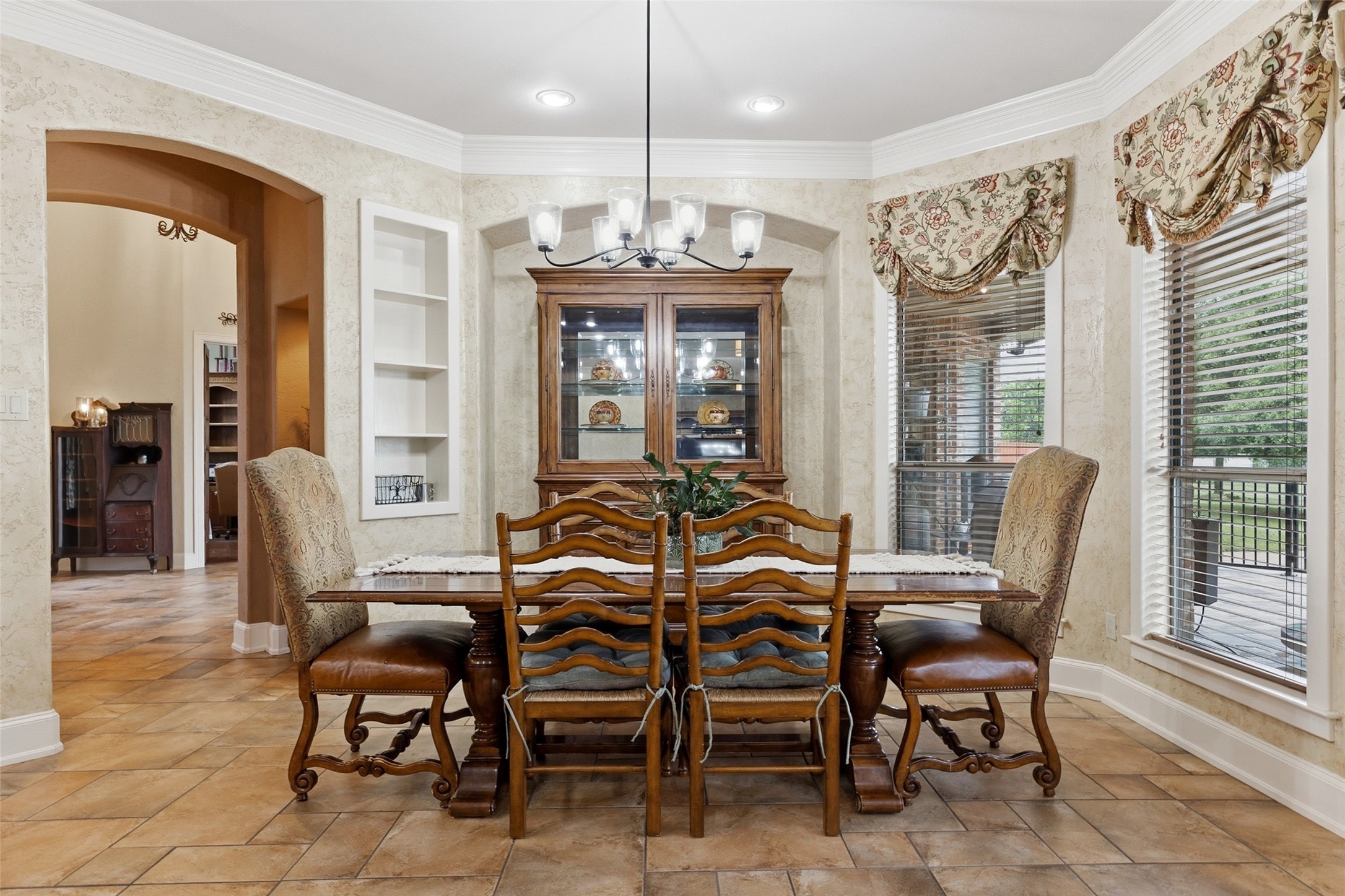 5241 Plainview Road Midlothian TX 76065