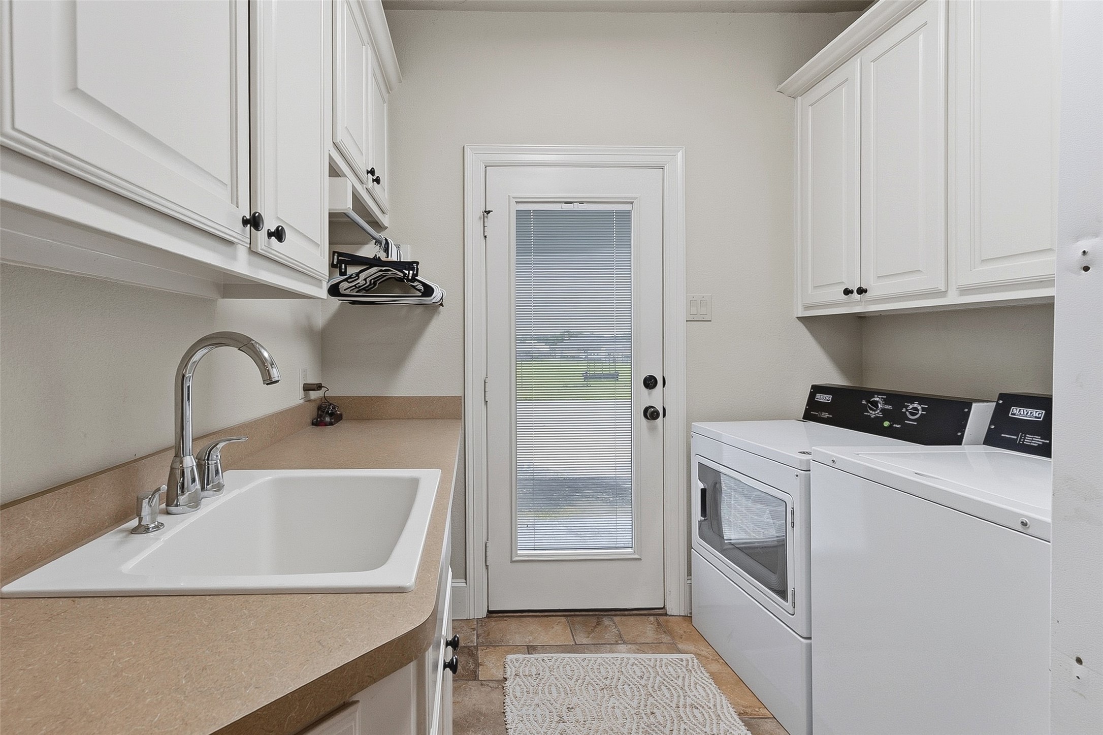 5241 Plainview Road Midlothian TX 76065