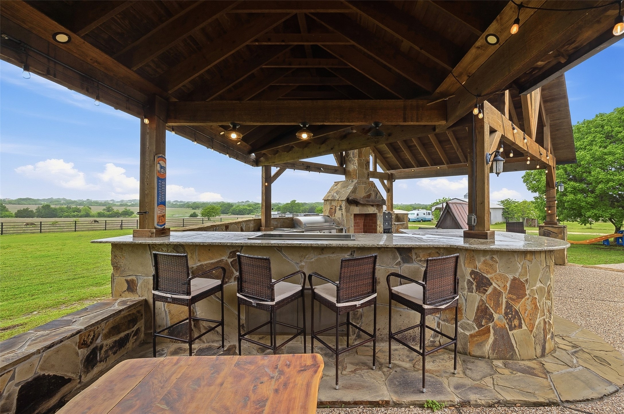 5241 Plainview Road Midlothian TX 76065