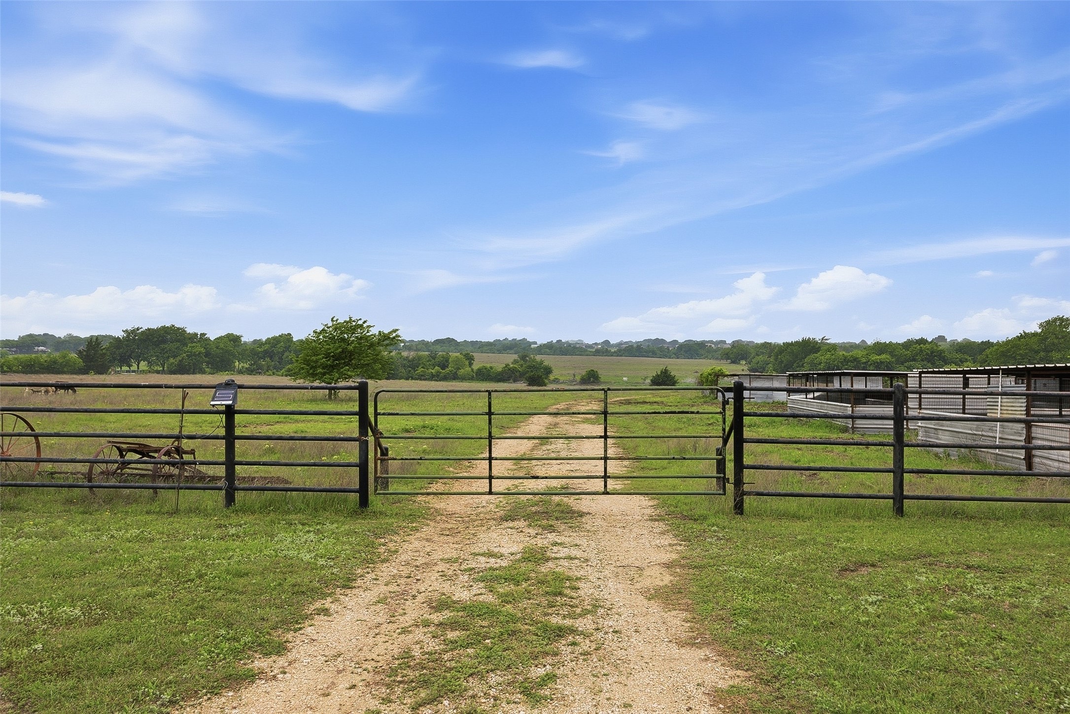 5241 Plainview Road Midlothian TX 76065