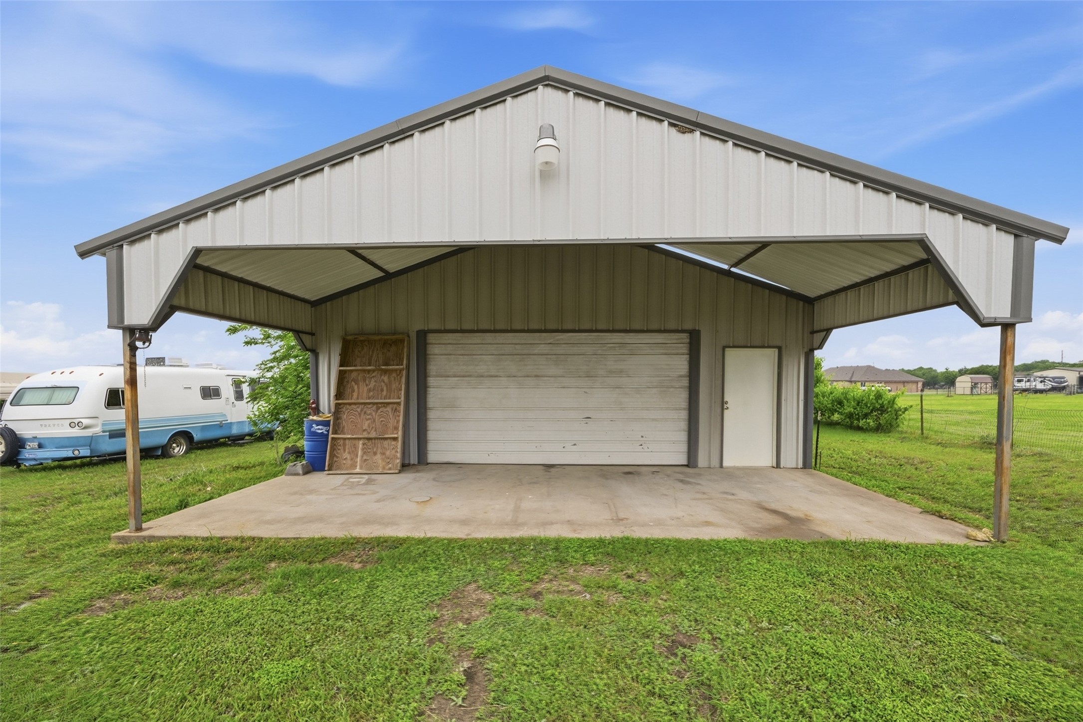 5241 Plainview Road Midlothian TX 76065