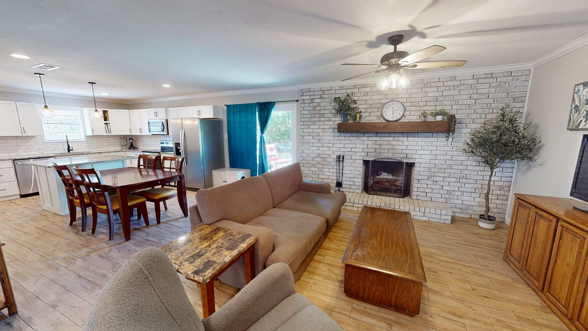 109 Carroll Drive Athens TX 75752
