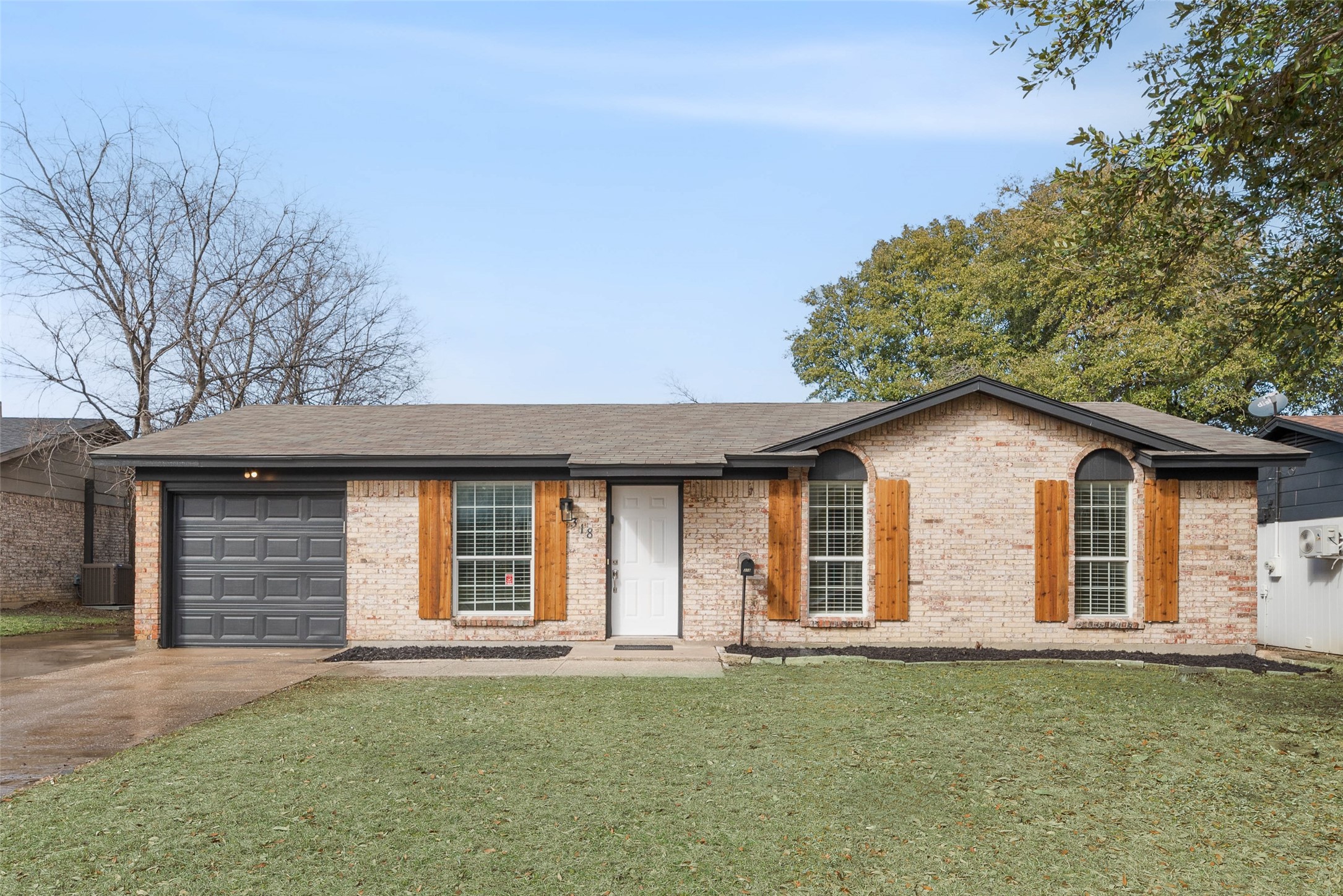 318 Boulder Court Burleson TX 76028