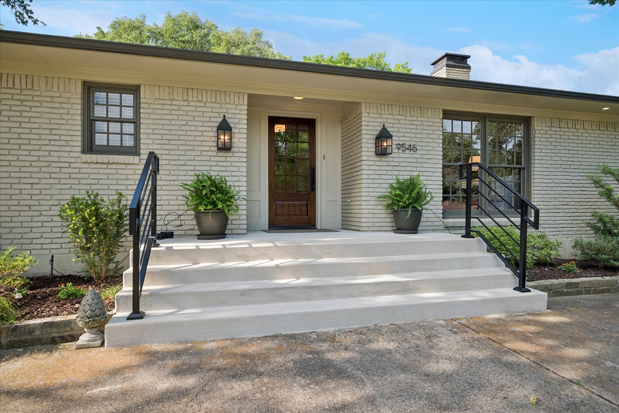 9546 Milltrail Drive Dallas TX 75238