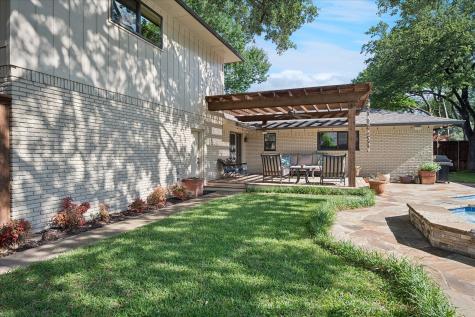 9546 Milltrail Drive Dallas TX 75238