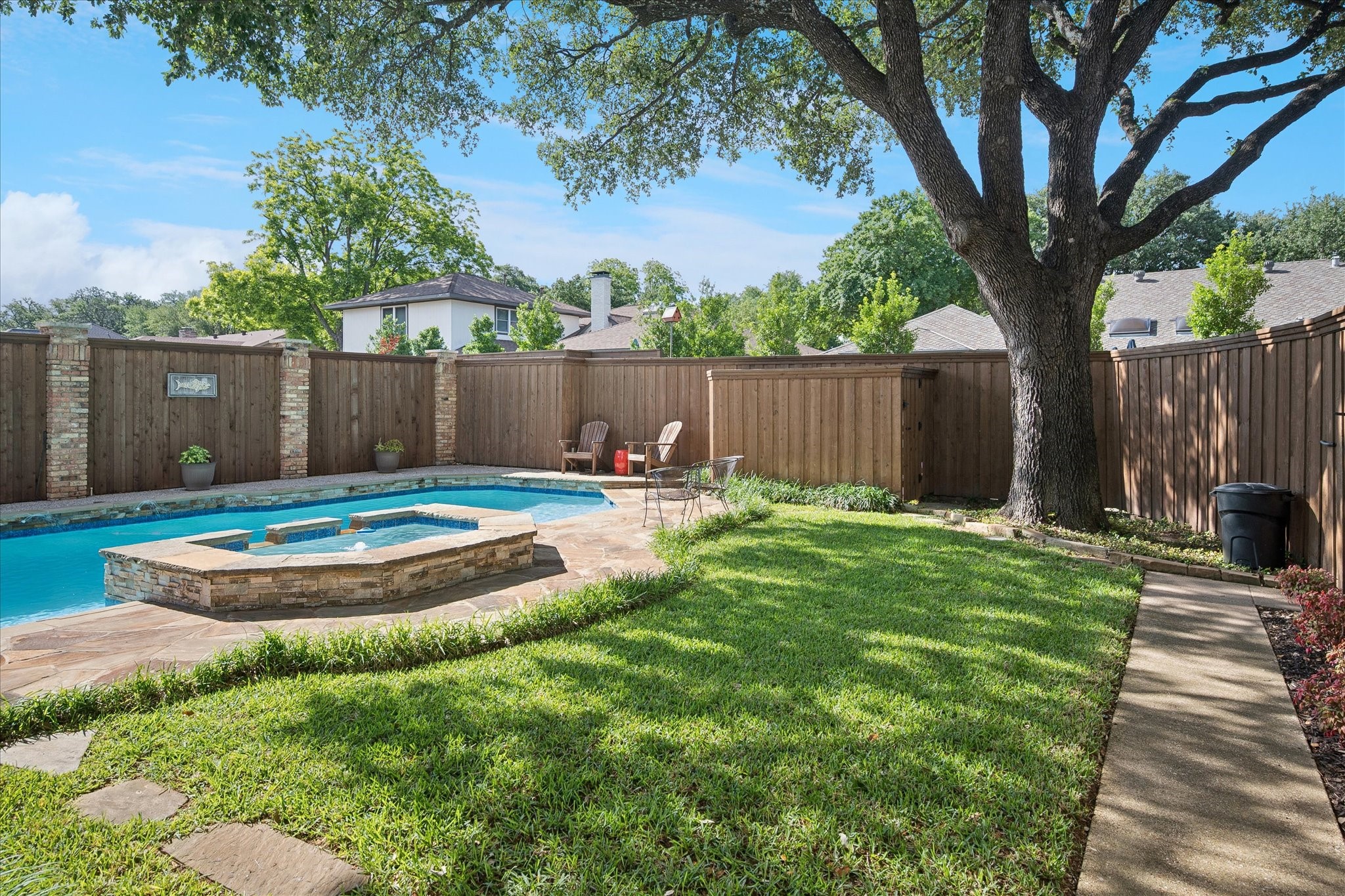 9546 Milltrail Drive Dallas TX 75238