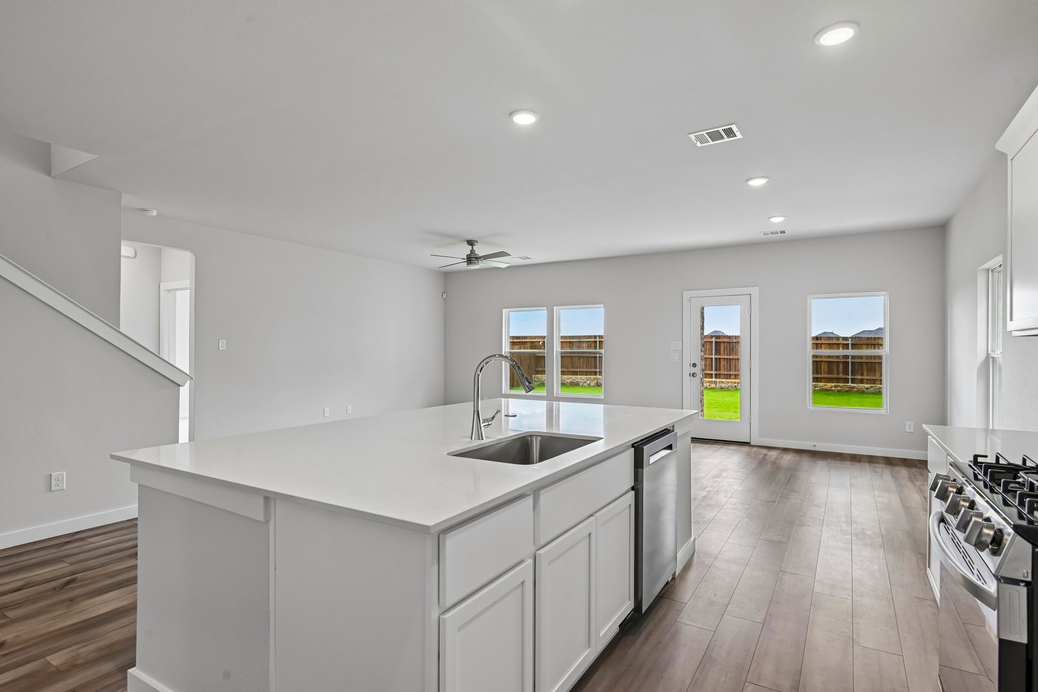 900 Wattle Lane Alvarado TX 76009
