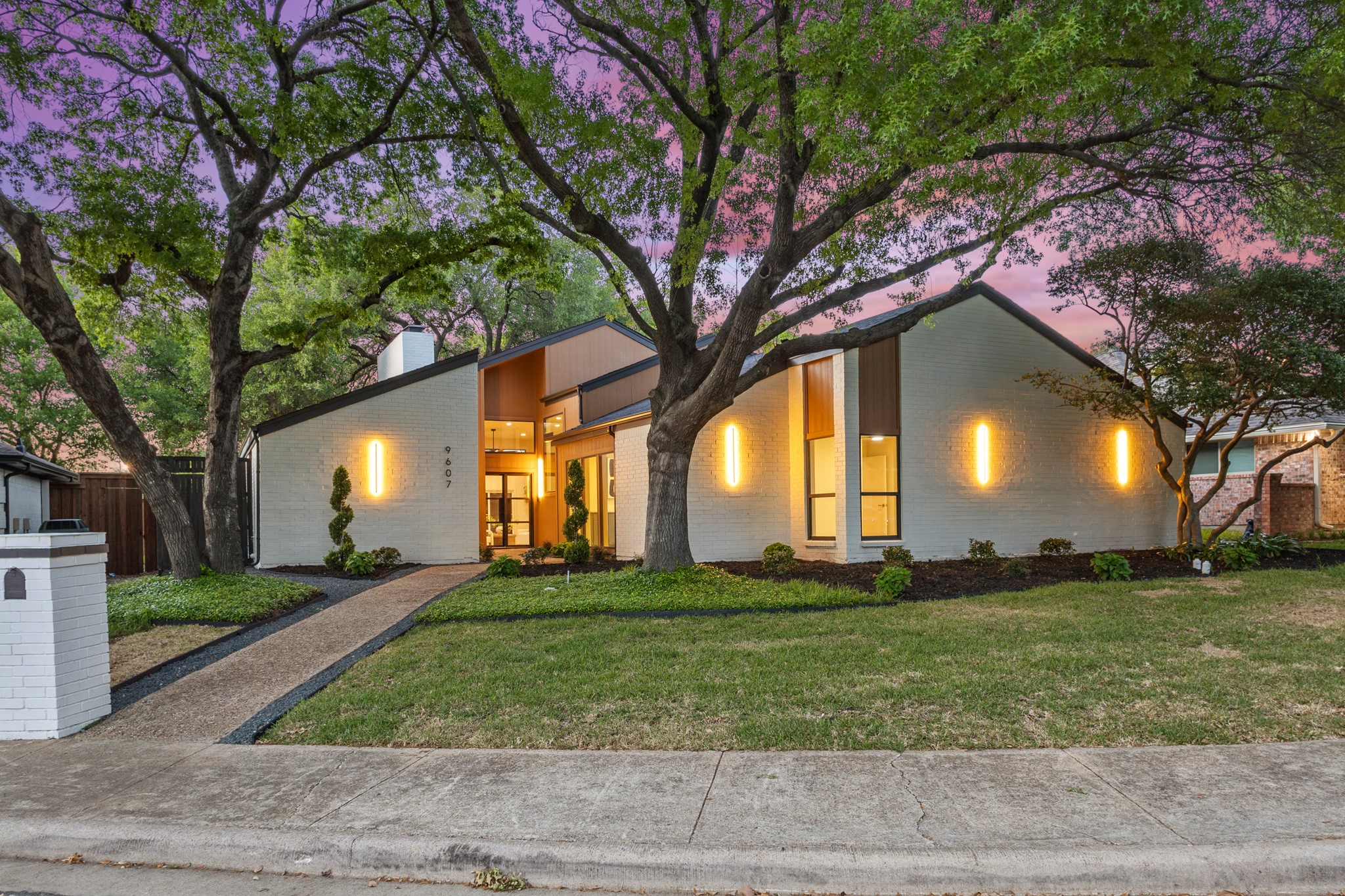 9607 Greensprint Drive Dallas TX 75238