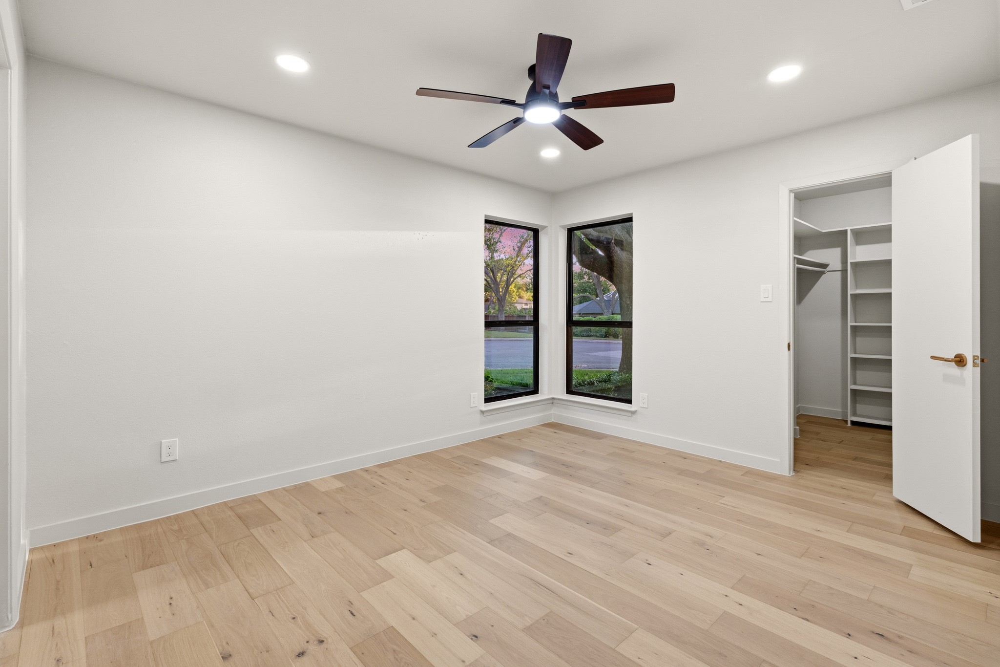9607 Greensprint Drive Dallas TX 75238