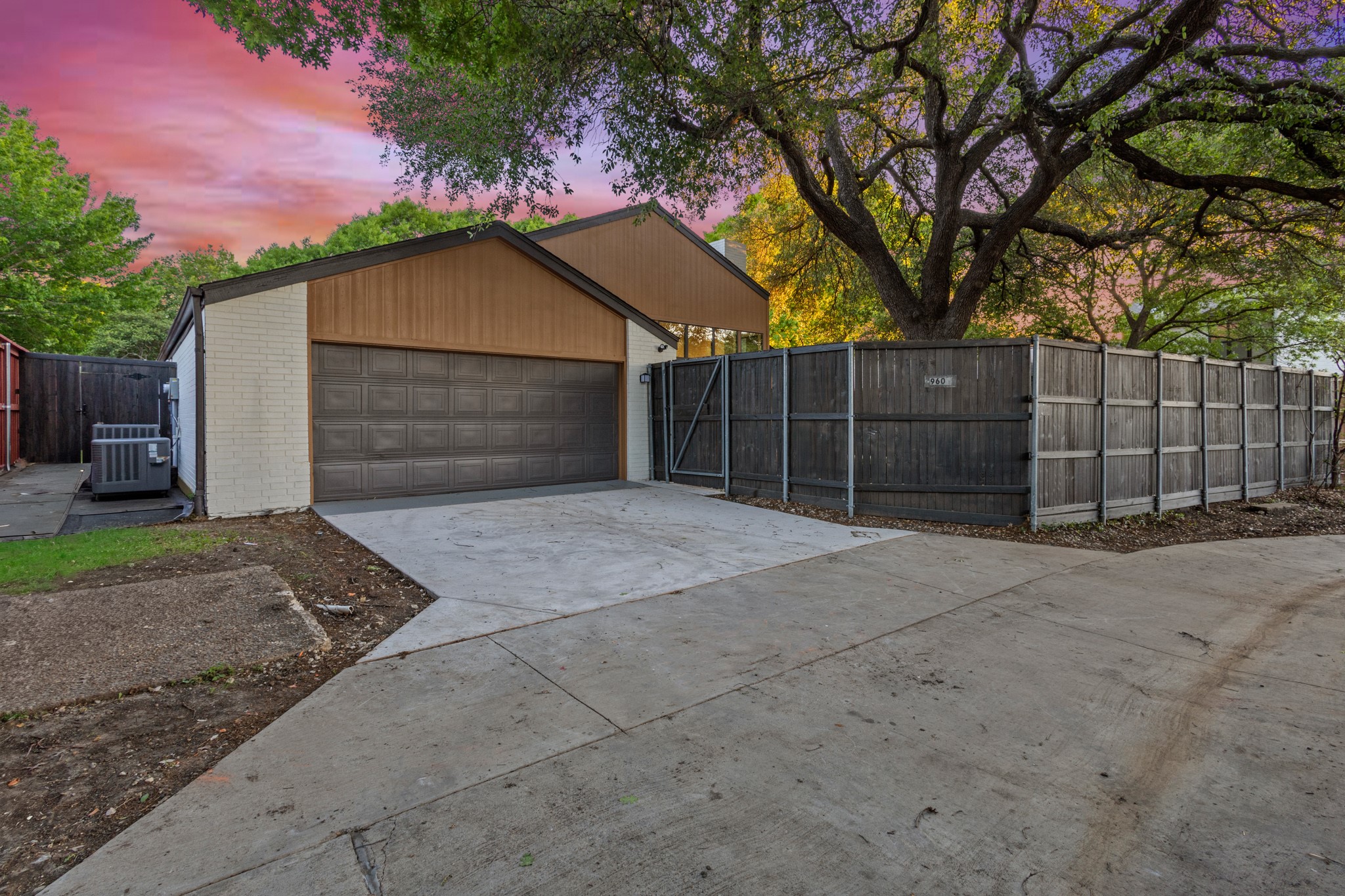 9607 Greensprint Drive Dallas TX 75238