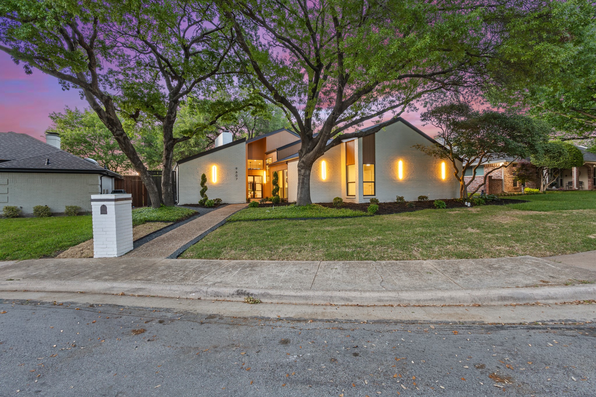 9607 Greensprint Drive Dallas TX 75238