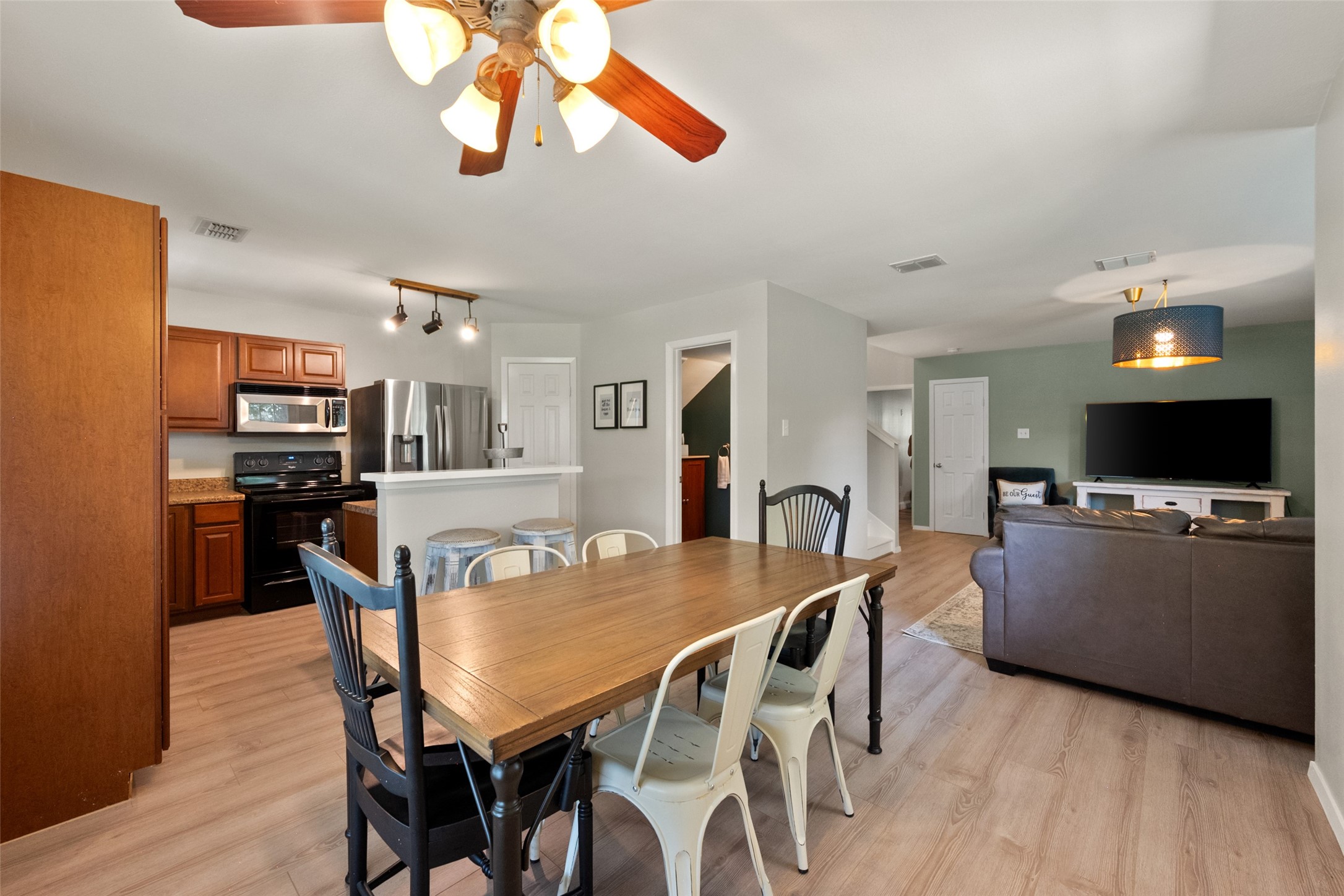222 Knights Circle Streetman TX 75859