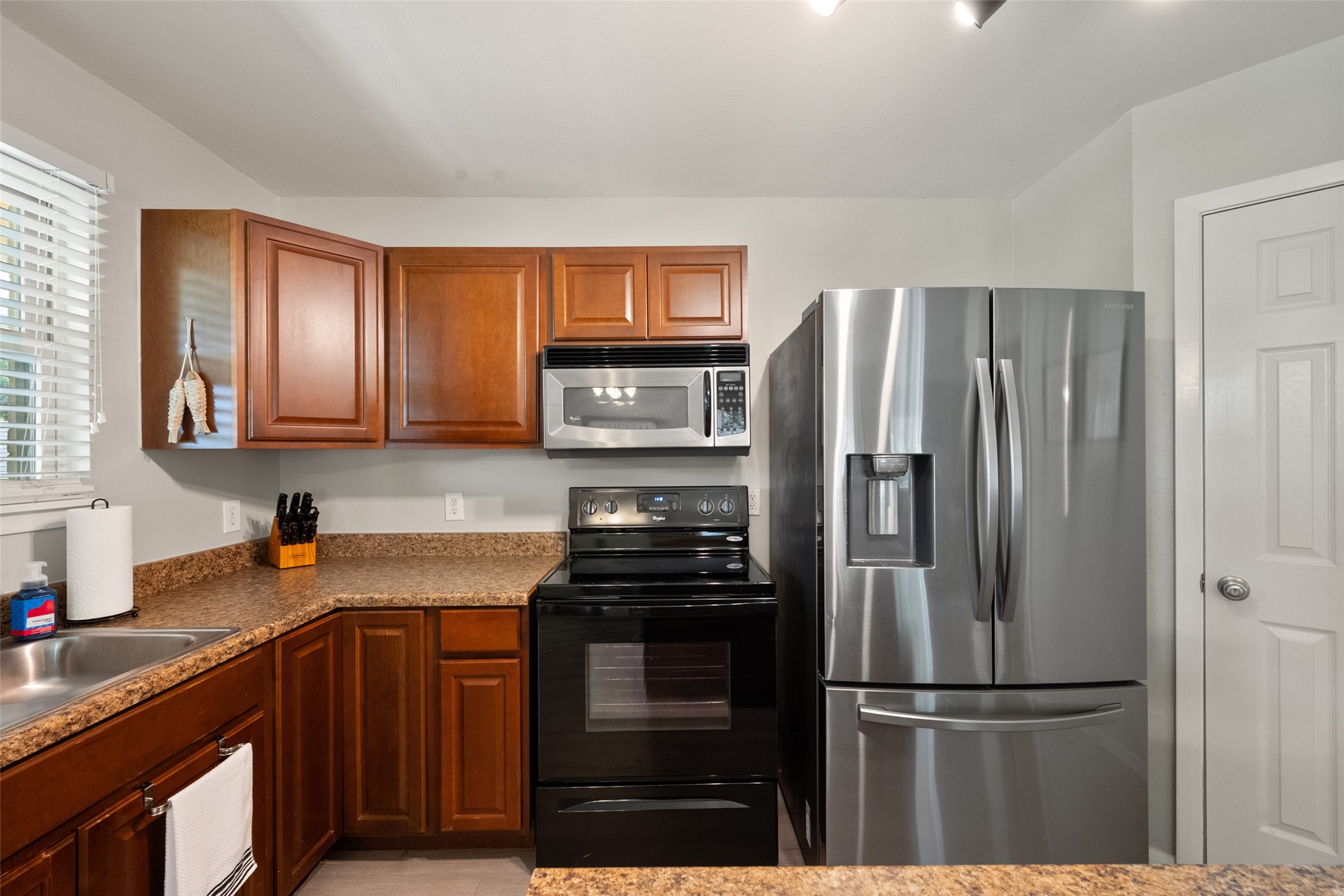 222 Knights Circle Streetman TX 75859