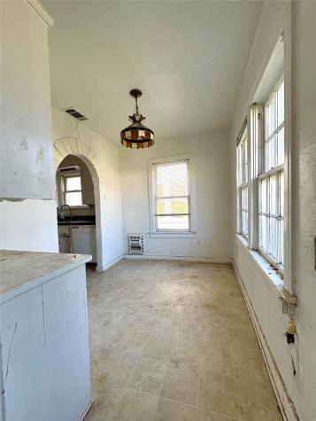 5646 Monticello Avenue Dallas TX 75206