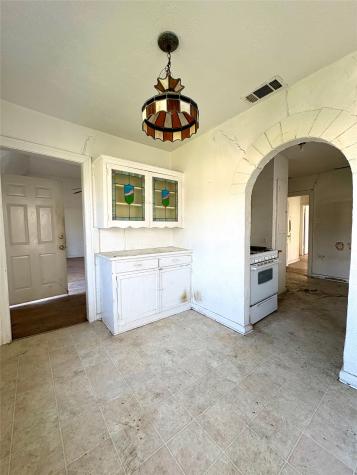 5646 Monticello Avenue Dallas TX 75206