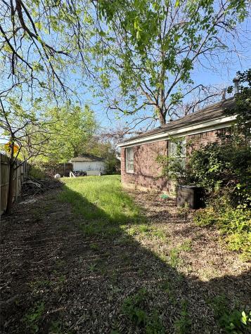 5646 Monticello Avenue Dallas TX 75206