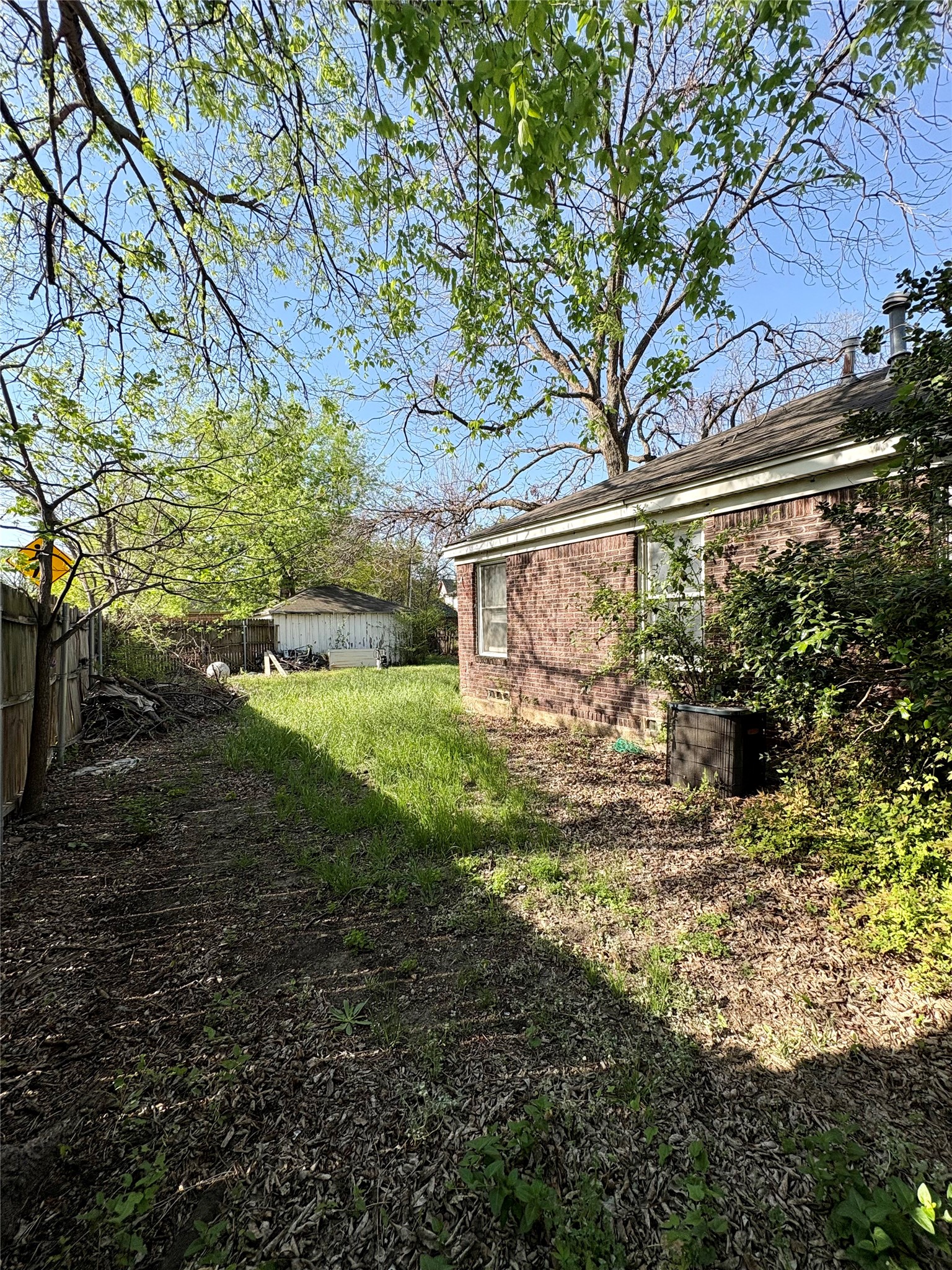 5646 Monticello Avenue Dallas TX 75206