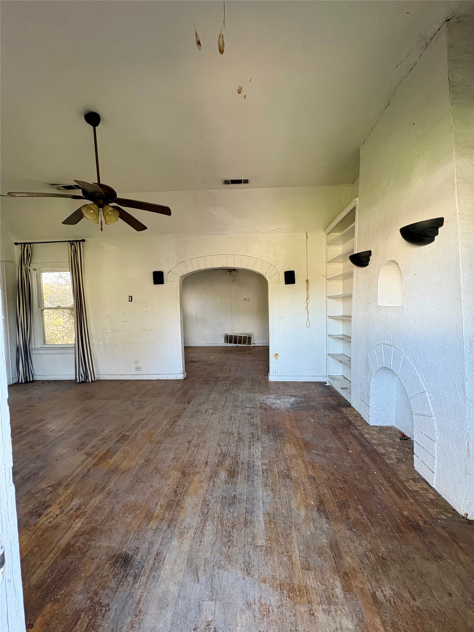 5646 Monticello Avenue Dallas TX 75206