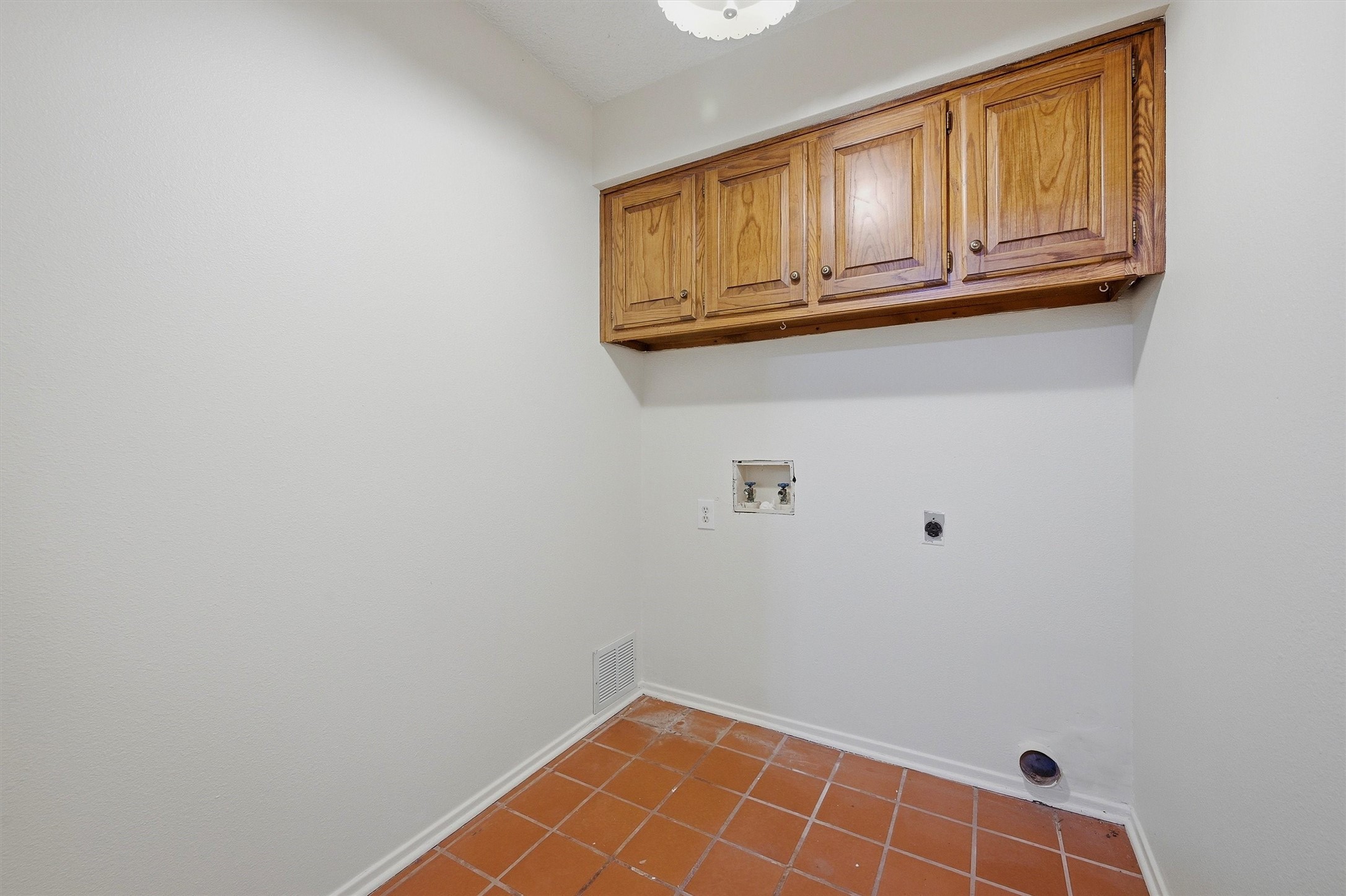 1838 W Taylor Street Sherman TX 75092