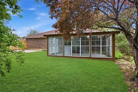 1838 W Taylor Street Sherman TX 75092