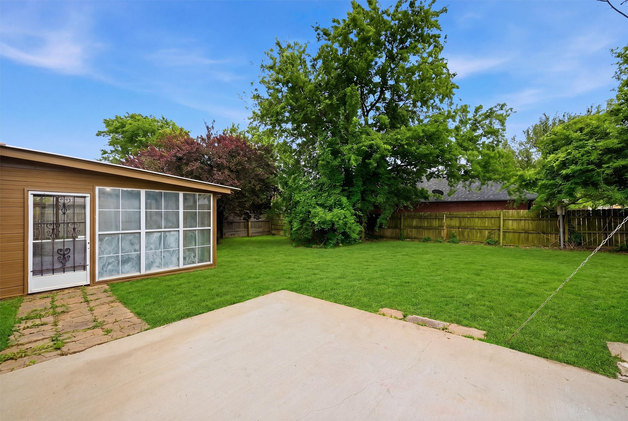 1838 W Taylor Street Sherman TX 75092