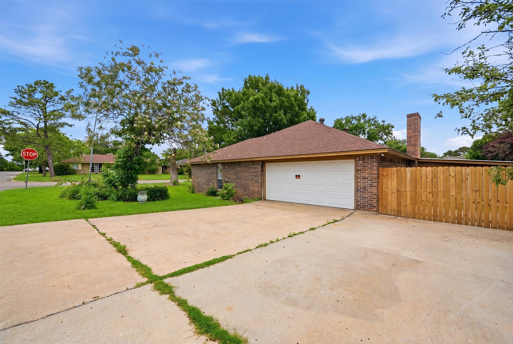 1838 W Taylor Street Sherman TX 75092